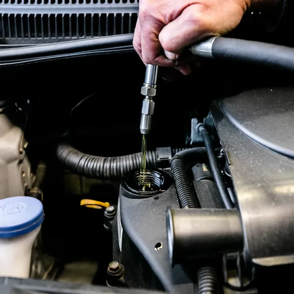 Olie verversen 1800px 600x600